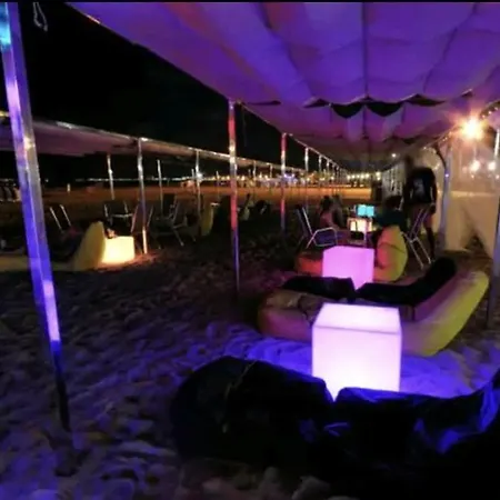 Apartamento En La Zona Turística De